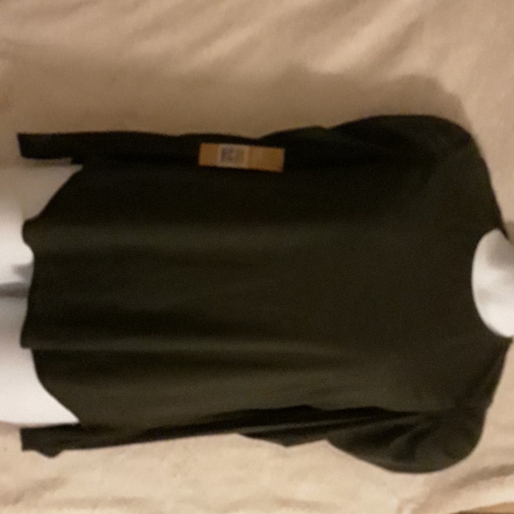 Rachel Roy Curvy Collection long sleeve blouse